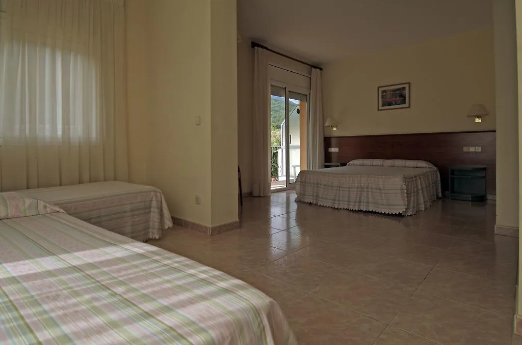 Hotel Fonda Finet Sant Feliu de Pallerols España