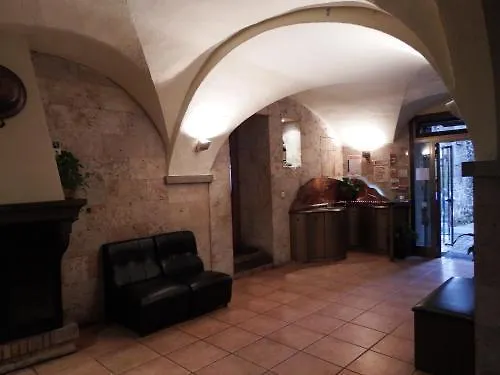 Hotel Fonda Finet Sant Feliu de Pallerols